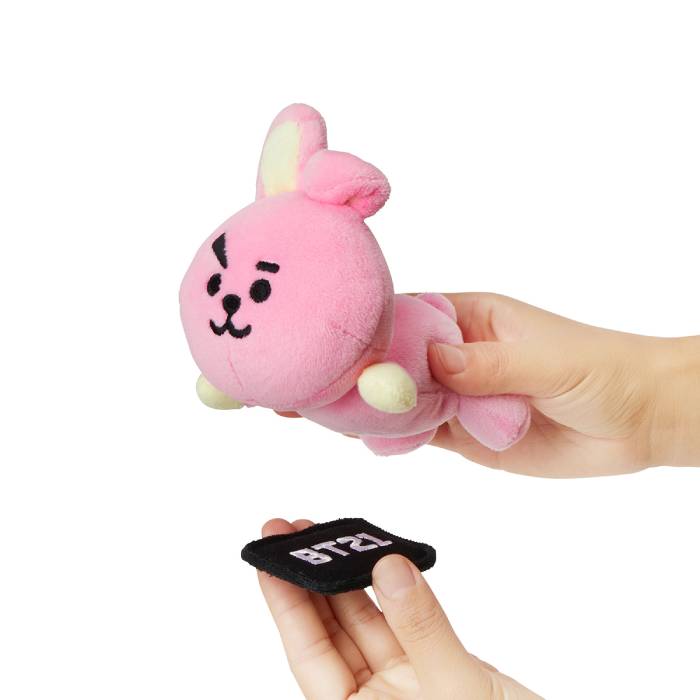 LINE FRIENDS TOYS COOKY BT21 COOKY MAGNET DOLL (7182470250669)